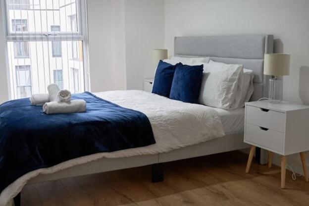 Modern Central Apartment - City Centre - Fast Wifi - Near Utilitia Arena & Icc Birmingham Dış mekan fotoğraf