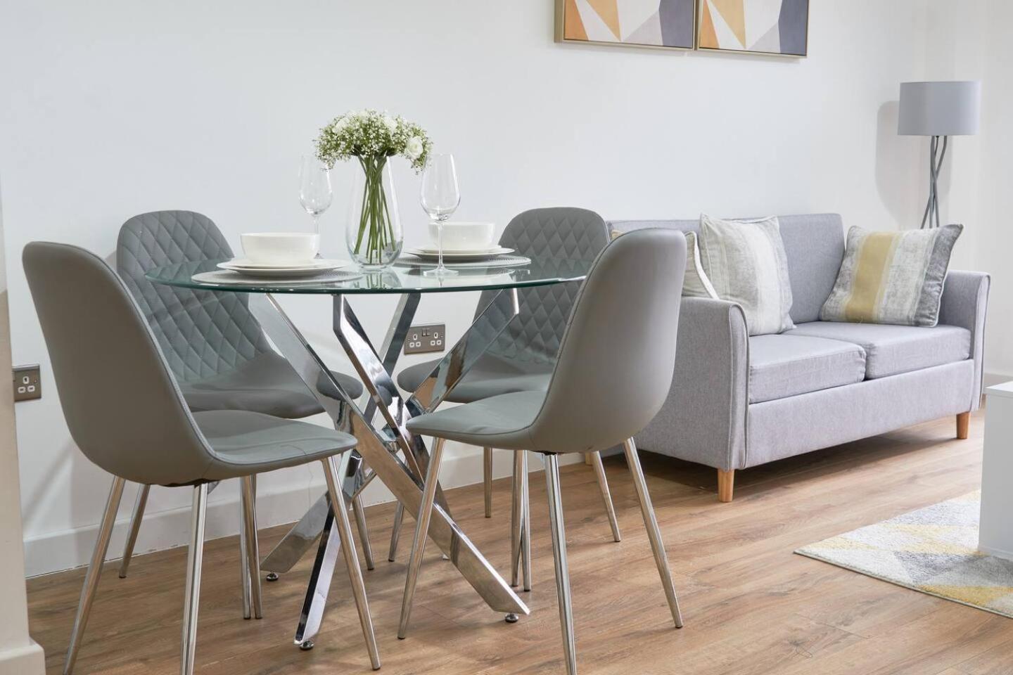 Modern Central Apartment - City Centre - Fast Wifi - Near Utilitia Arena & Icc Birmingham Dış mekan fotoğraf